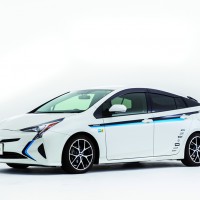 abeshokai_prius01